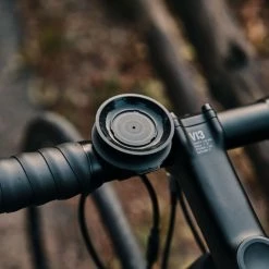 Fidlock - VACUUM Support De Téléphone Pour Guidon -Accessoires Pour Vélos Soldes fidlock vacuum support telephone guidon detail 5 3840x2160