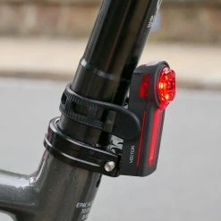 Trelock - Set D'éclairages Avant/arrière LS 300 I-GO Vector & LS 740 I-GO -Accessoires Pour Vélos Soldes trelock set eclairage ls 300 i go vector ls 740 vector 5 3840x2160 scaled